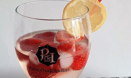 Días-de-cava-y-fresas-cocktail